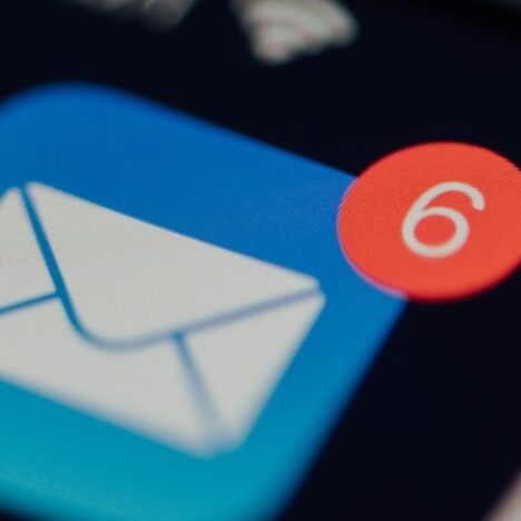 Headless CMS im Praxistest für medienübergreifende Publikation
